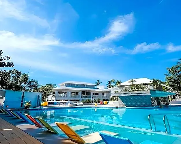 Hotel Maayo 2*