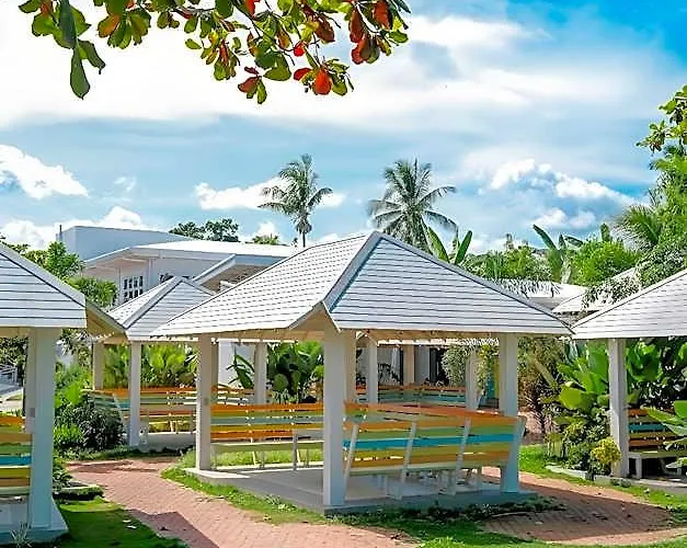 Hotel Maayo