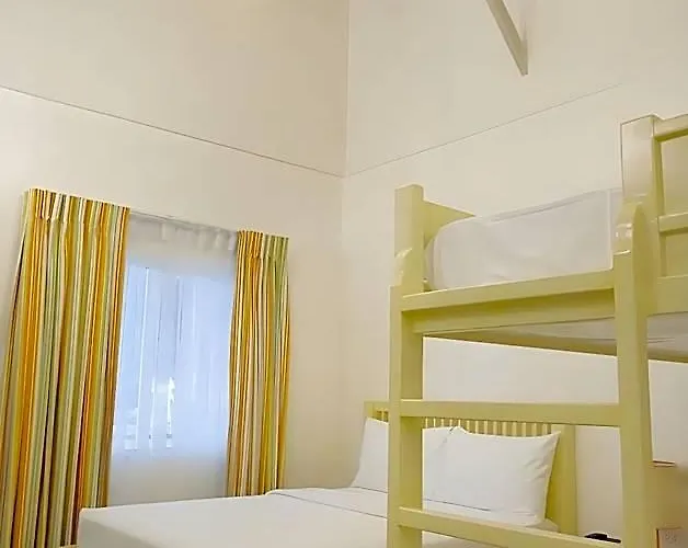 Maayo Hotel San Remigio (Cebu)