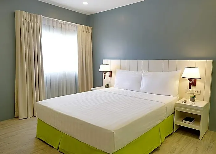 Maayo Hotel 2*
