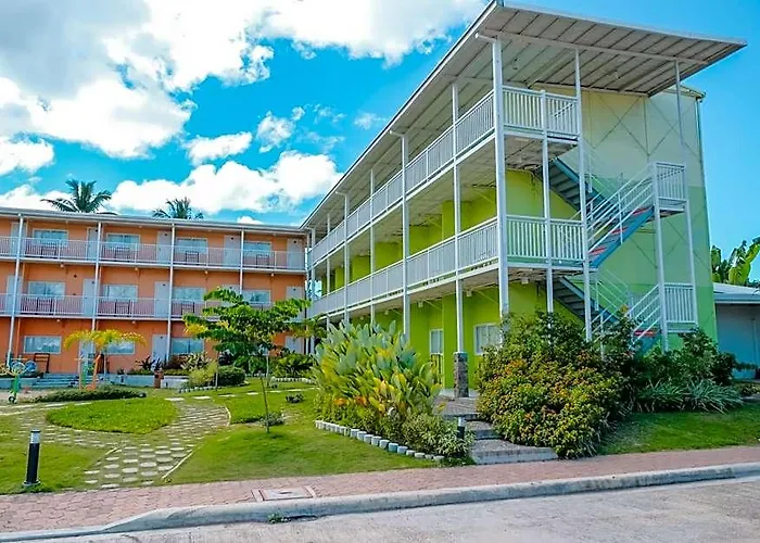 Hotel Maayo 2*